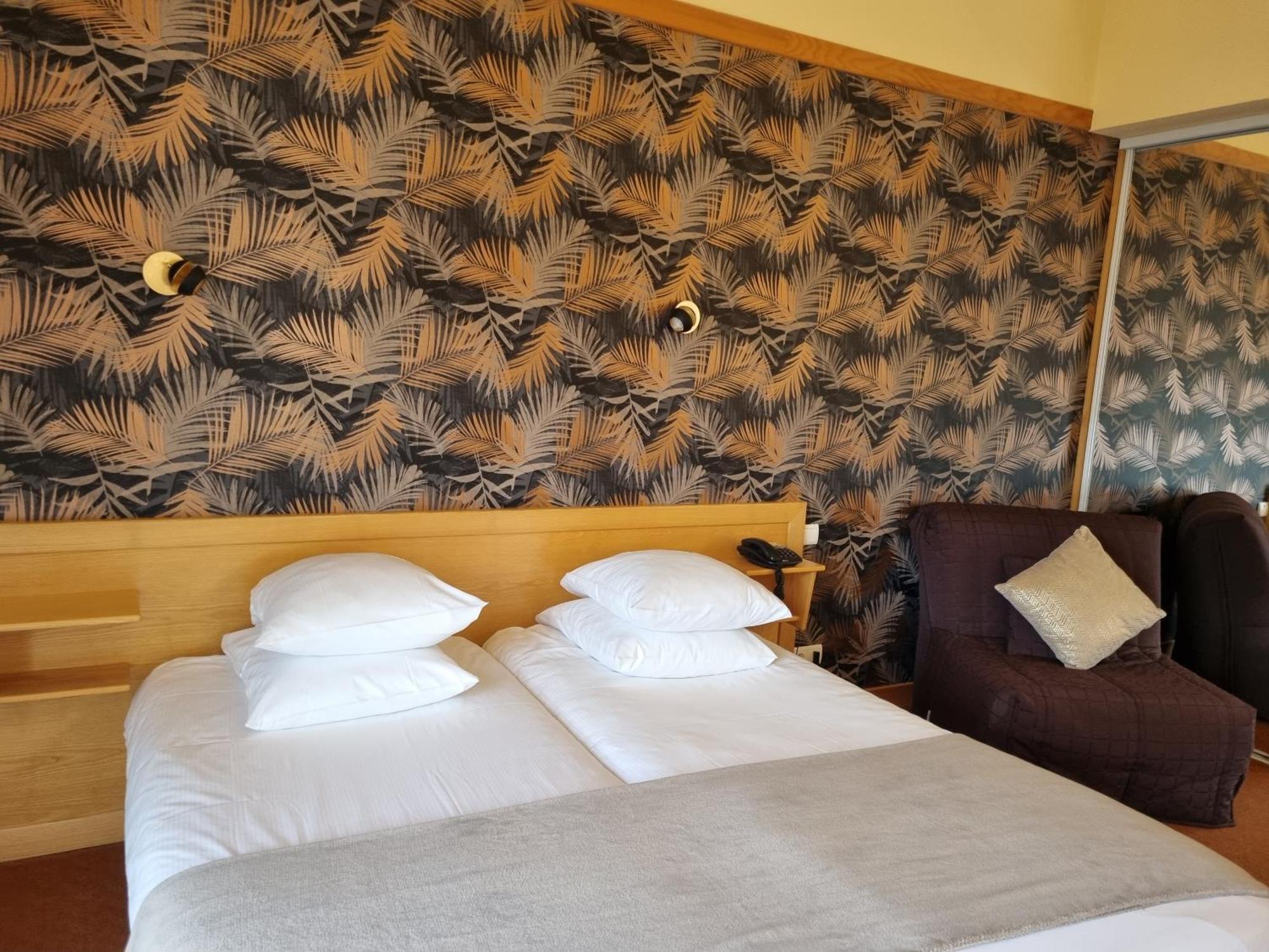 Logis Hotel Restaurant De La Poste Et Spa De Montagne Le Bonhomme Rom bilde
